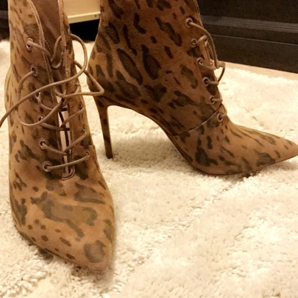 Pour la Victoire leopard print lace up booties